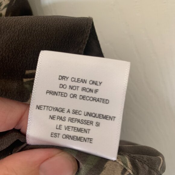 Equipment Femme Camo Silk Top - Picture 5 of 6